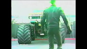 Super leatherman's super strength