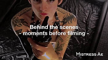 Behind the scenes ass shaving and quick double anal stretching practice