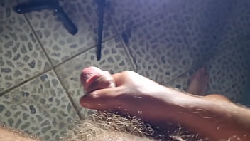 Amici in vacanza mi faccio filmare dalla mia amica mentre giro un video che mi sego cazzo duro schiumoso e pisciata in pubblico Amici in vacanza mi faccio filmare dalla mia amica mentre giro un video che mi sego cazzo duro schiumoso e pisciata in pubblico