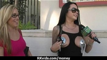 Amateur lets the pussy talk 4