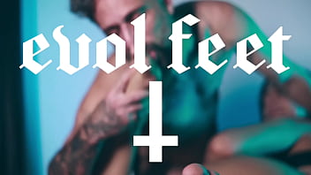 My toes are all yours to cum