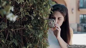 Ivy wolfe sells her virginity to tommy gunn