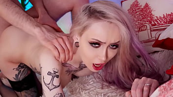 Stepsister loves it when i cum deep