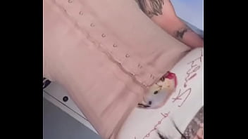 Fiz lipo na barriga e rinomodelação