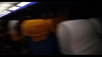 Chupei o pau do meu marido dentro do ônibus de excursão indo pro sul de minas