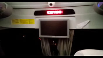 Chupei o pau do meu marido dentro do ônibus de excursão indo pro sul de minas