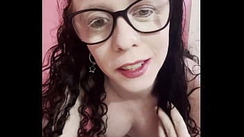 Quando fiquei gravida fiquei cheia de tezao pra dar minha buceta pra voces