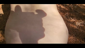 Ela achou que iria tomar banho de cachoeira levei ela pra tomar banho de leite na floresta