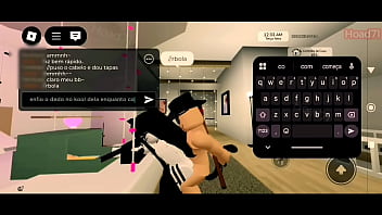 Gatinha chamou o seu mestre para satisfazer os desejos dele roblox