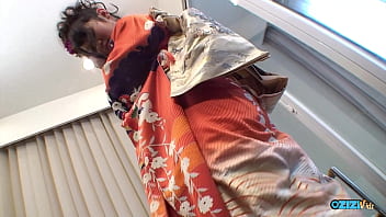 Attractive asian geisha exposes herself and enrolls for a genital massage