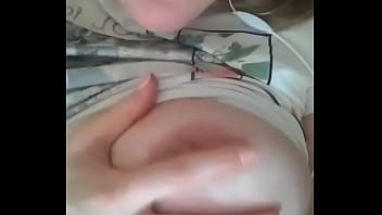 Nonton Bitch thumbnail