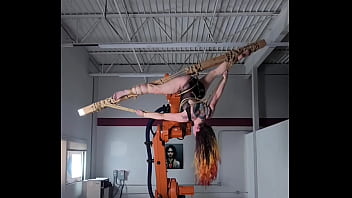 Splits bondage robots