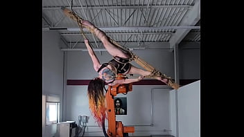 Splits bondage robots