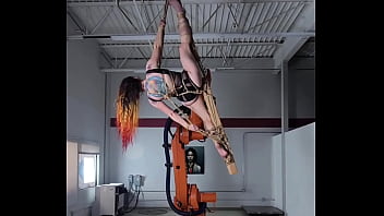 Splits bondage robots