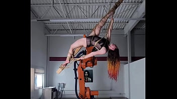 Splits bondage robots