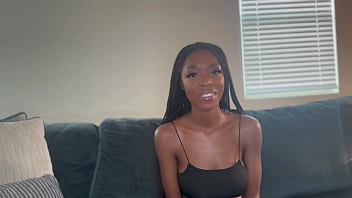 Petite munro b comes to therapy to save her relationship