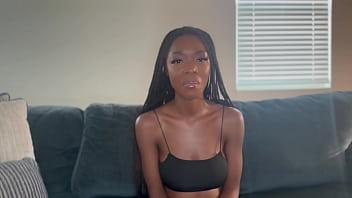 Petite munro b comes to therapy to save her relationship