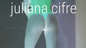 Juliana 4 00