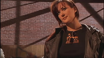 Stacey saran teaches tracy venus how to star in a threeway