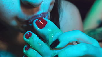 Please suck my sticky toes