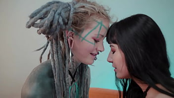 Alternative teen gets anal fucked and has orgasm on big toys