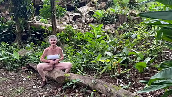 Will the boob tube come off