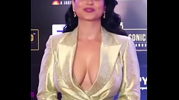 Indian hot boobs