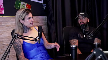 Estão a anos casados daria a bunda por r$ 500 00 e levou uma menina pra casa pra fazer sexo a três mas casal dna watch sheer red