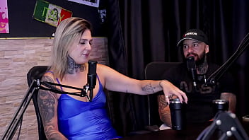 Estão a anos casados daria a bunda por r$ 500 00 e levou uma menina pra casa pra fazer sexo a três mas casal dna watch sheer red