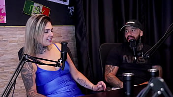 Estão a anos casados daria a bunda por r$ 500 00 e levou uma menina pra casa pra fazer sexo a três mas casal dna watch sheer red