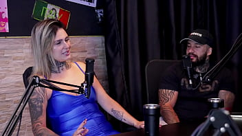 Estão a anos casados daria a bunda por r$ 500 00 e levou uma menina pra casa pra fazer sexo a três mas casal dna watch sheer red