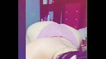 Me la follo muy rico y pide mas