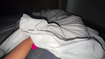 Deliberacion de orgasmo intenso antes de irme a trabajar al hospital como enfermera