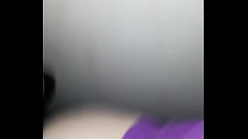 Queria que se lo pusiera y ni lo pense en darle