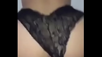 Comendo a prima da quatro