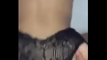 Comendo a prima da quatro