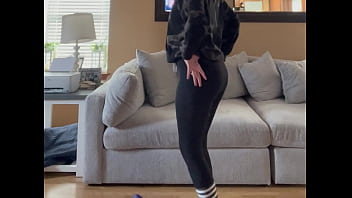 Cumbitch21 dancing around living room shows ass