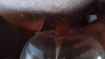 Cu de camisinha uma delicia