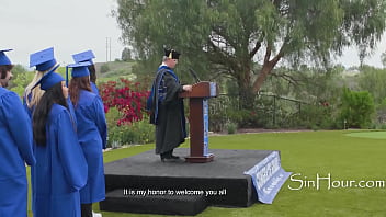 Graduated summa cum loud