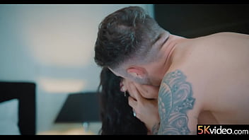 Knowing that she'll get a nice hot load splashed all over face and tits