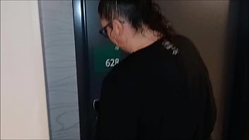 Housekeeper was turned on when she seen my dick by mistake