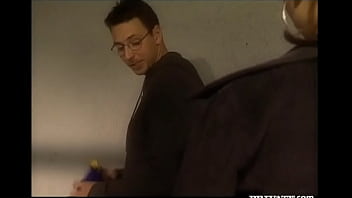 Maria bellucci gets her snatch licked before she gets a facial cumshot