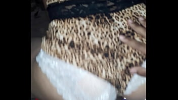 Namorada gostosa sentando