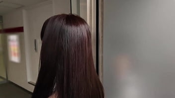 パート1 ハメ撮り好きな隠れ変態エロナース、りかさん23歳が登場。迫力満点gカップ美巨乳×ボリューム満点肉感桃尻を堪能！