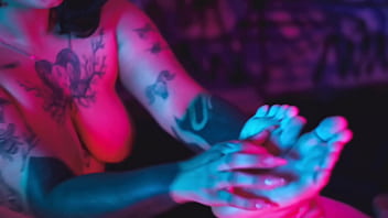 Acidalia's first time foot worship