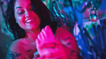 Acidalia's first time foot worship