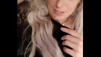 פותחת את המנוש