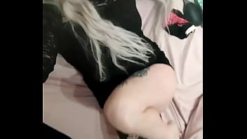 פותחת את המנוש