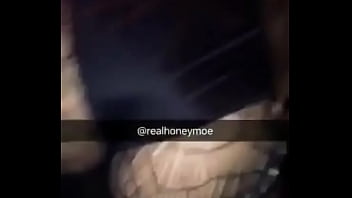 Honeymoe twerking in club one