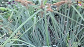 Bruna santiny é casada com um corno que deixa ela satisfazer todos seus desejos de dar pra todos os caras